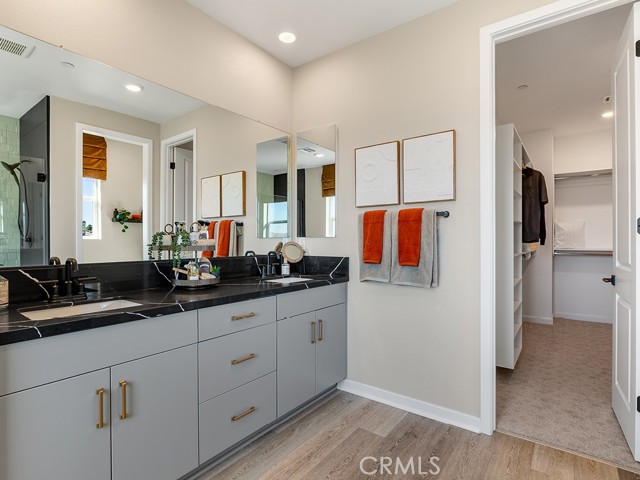 Detail Gallery Image 6 of 40 For 28905 Saddle Cir, Castaic,  CA 91384 - 3 Beds | 2/1 Baths