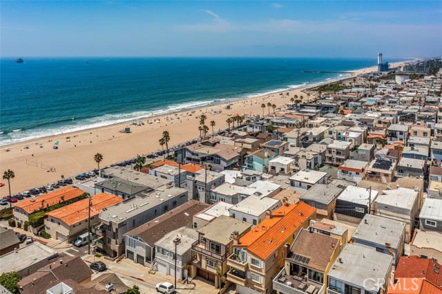 Detail Gallery Image 28 of 44 For 125 38th St, Manhattan Beach,  CA 90266 - 3 Beds | 3 Baths