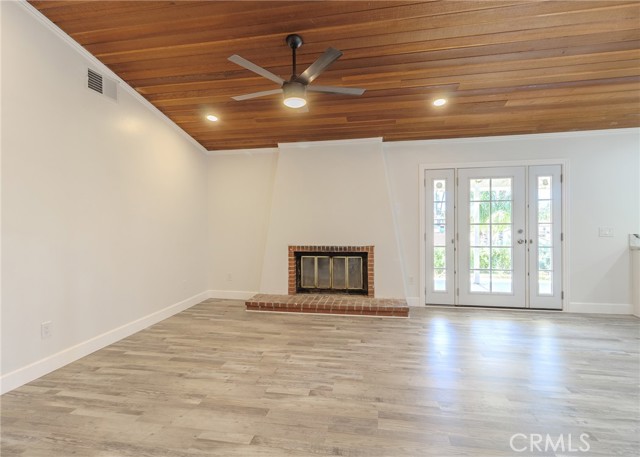 29698 Vacation Drive, Canyon Lake CA: https://media.crmls.org/medias/585de403-6178-4d63-b8d5-0f1ec2c4dc1f.jpg