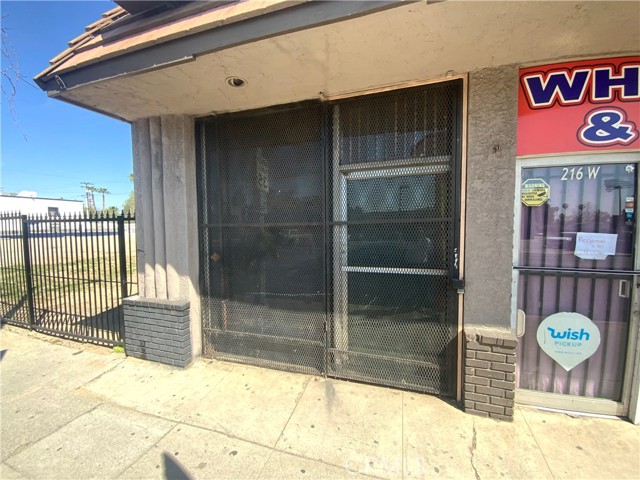 214 W Highland Avenue, San Bernardino, California 92405, ,Commercial Sale,For Sale,214 W Highland Avenue,CRIV24032678