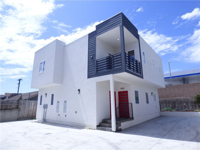 Detail Gallery Image 18 of 20 For 1923 Holly Dr, Los Angeles,  CA 90068 - 2 Beds | 2 Baths