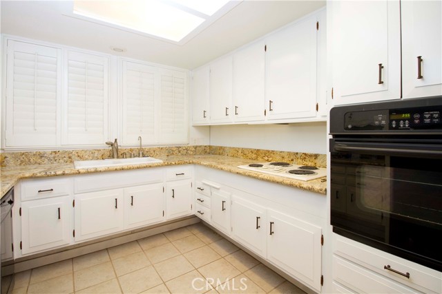 753 Avenida Majorca, Laguna Woods CA: https://media.crmls.org/medias/585e2a8b-8b1b-4526-99b8-794aa8dd492d.jpg