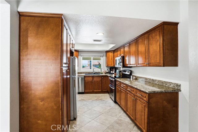 Detail Gallery Image 25 of 56 For 29870 White Sail, Canyon Lake,  CA 92587 - 4 Beds | 2 Baths