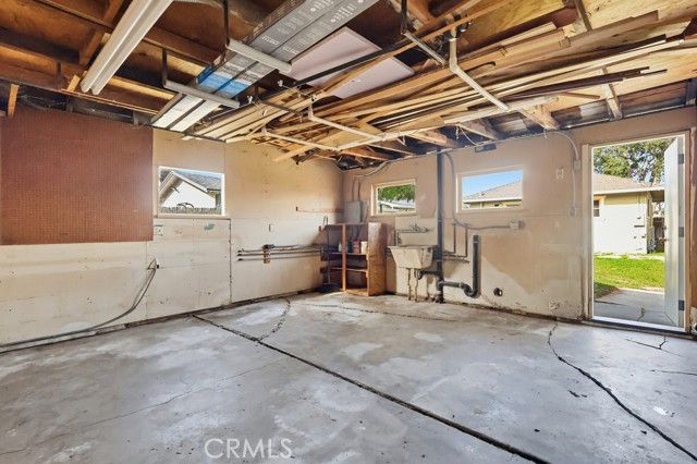 Detail Gallery Image 34 of 39 For 921 W 24th, San Pedro,  CA 90731 - 2 Beds | 1 Baths