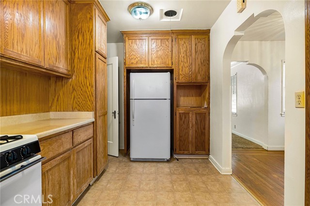 148 W 8th Avenue, Chico CA: https://media.crmls.org/medias/585f4710-1f40-47a9-9dc1-4705e43f764a.jpg