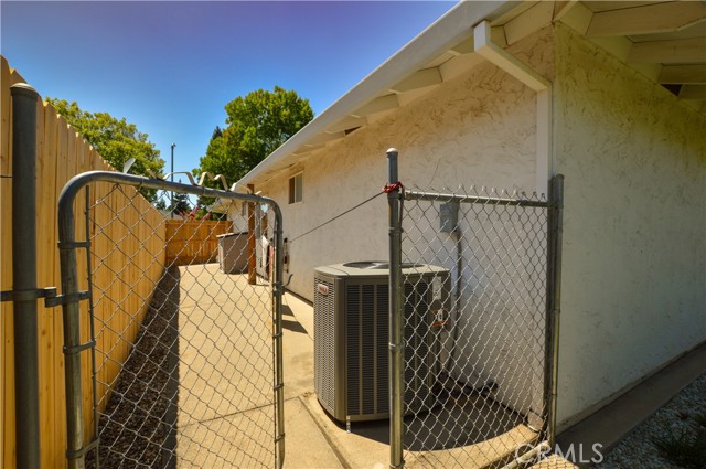 Detail Gallery Image 12 of 13 For 2 Kevin Ct, Chico,  CA 95928 - 3 Beds | 2 Baths