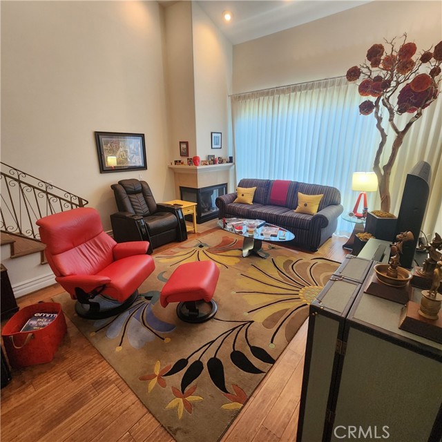 10862 Bloomfield Street, Toluca Lake CA: https://media.crmls.org/medias/585f770f-08cd-4030-86dc-233c7de7310b.jpg