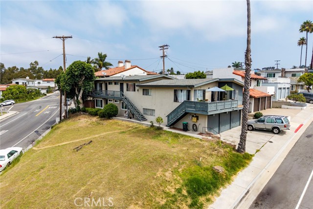 238 Avenida Serra, San Clemente CA: https://media.crmls.org/medias/58605b9f-9d3a-485b-aadf-e312c0bd8f3a.jpg