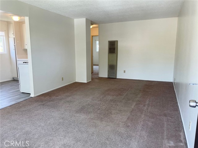 Detail Gallery Image 2 of 14 For 1558 N Hope Ave #D,  Ontario,  CA 91764 - 2 Beds | 1 Baths
