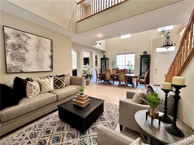 Detail Gallery Image 4 of 28 For 1568 N La Quinta, Upland,  CA 91786 - 3 Beds | 3 Baths