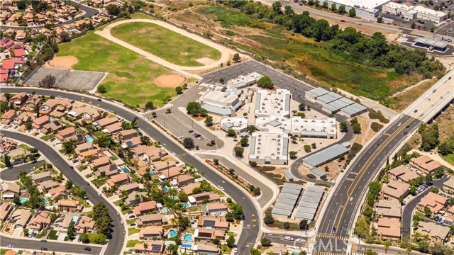 44839 Mumm Street, Temecula CA: https://media.crmls.org/medias/5861df37-5e2c-4423-95f1-6c4b87cf2d58.jpg