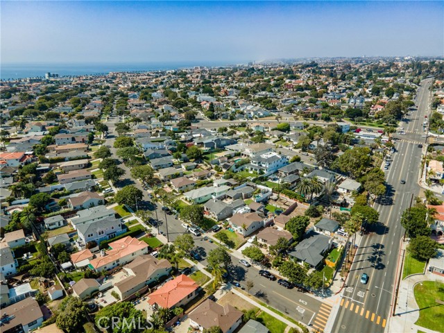 1324 Helberta Ave, Redondo Beach, California 90277, 3 Bedrooms Bedrooms, ,1 BathroomBathrooms,Residential,Sold,Helberta Ave,SB21199109