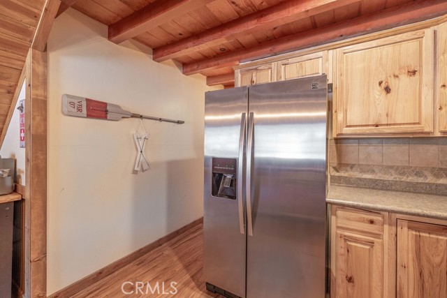 Detail Gallery Image 13 of 39 For 905 E Big Bear Bld, Big Bear City,  CA 92314 - 3 Beds | 2 Baths