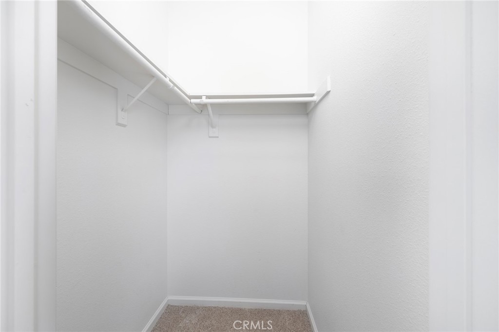 https://media.crmls.org/medias/5863e11b-f644-4892-833e-d385b8bc8023.jpg?preset=X-Large