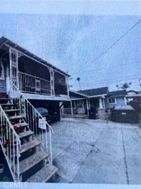 Front Image Thumbnail for CRDW26067618