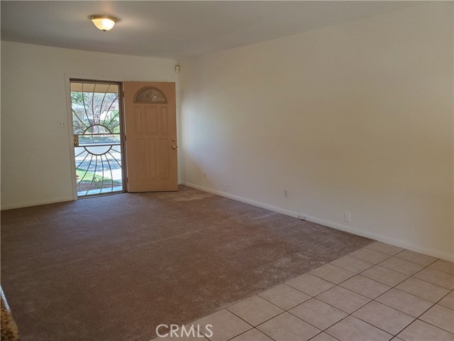 17961 Lull Street, Reseda CA: https://media.crmls.org/medias/58647b7c-5595-43e7-bb15-2dc801745ba2.jpg