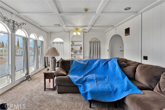 2494 Main Street, Barstow CA: https://media.crmls.org/medias/5864cdc8-145e-4eef-bc33-cd665f193829.jpg