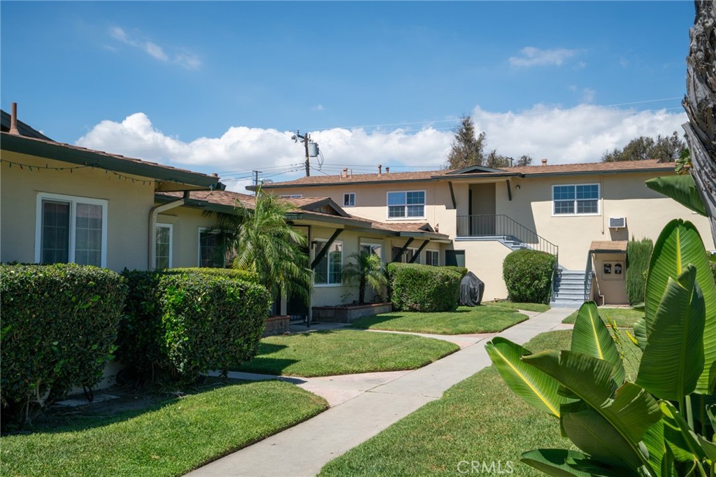 MLS #OC26091653 image #1