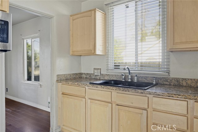 Detail Gallery Image 12 of 25 For 2829 Dracena St, Bakersfield,  CA 93304 - 2 Beds | 1 Baths