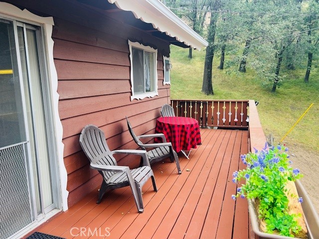 470 Dunant Drive, Crestline CA: https://media.crmls.org/medias/5865dd15-0597-4694-af92-357d5cba7fc5.jpg