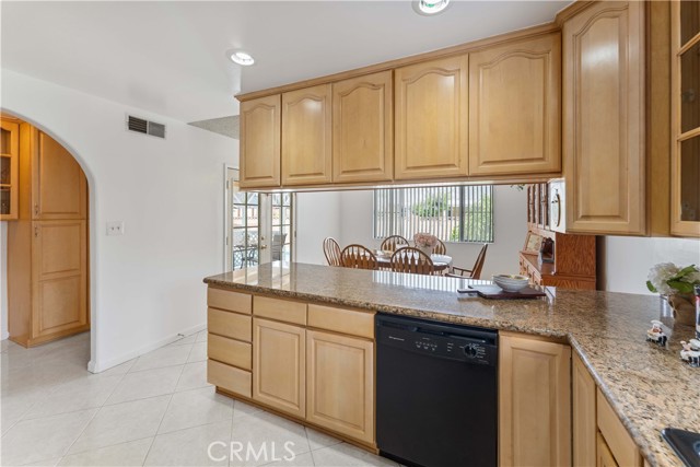Image 16 of 24 For 20625 Wardham Avenue