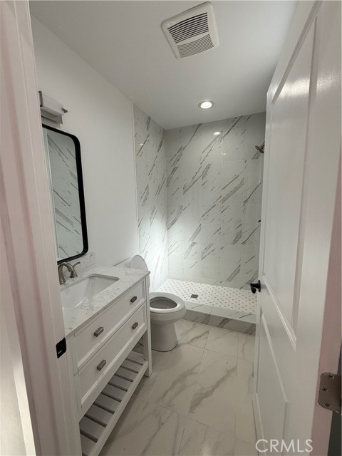 Detail Gallery Image 5 of 8 For 7832 Fulton Ave, North Hollywood,  CA 91605 - 3 Beds | 2 Baths