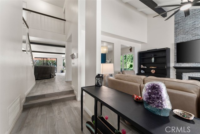 Detail Gallery Image 3 of 57 For 1520 Downs St, Oceanside,  CA 92054 - 4 Beds | 3 Baths