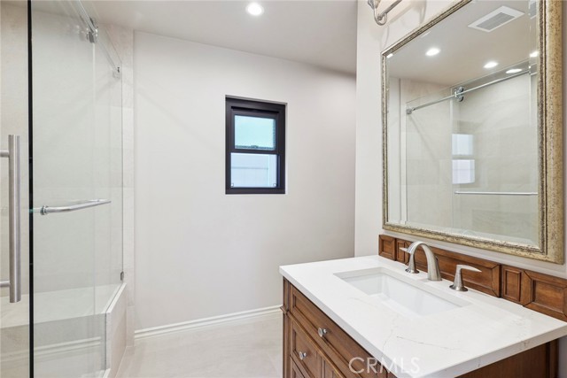 Detail Gallery Image 8 of 9 For 410 Dahlia Ave #B,  Corona Del Mar,  CA 92625 - 0 Beds | 1 Baths
