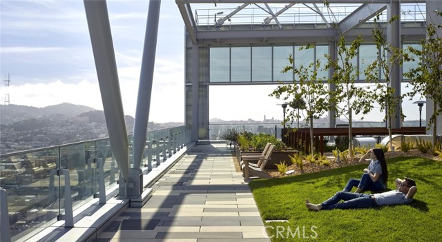 150 Van Ness Avenue, San Francisco CA: https://media.crmls.org/medias/586ba712-a4ca-4a87-a6d1-85c07cff298b.jpg