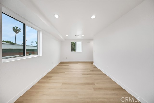 Image 44 of 62 For 3549 4th Street