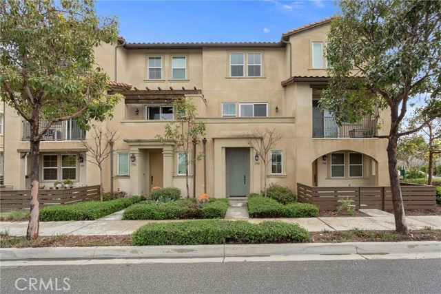 Detail Gallery Image 3 of 34 For 7705 Sage Dr, Pico Rivera,  CA 90660 - 2 Beds | 3 Baths