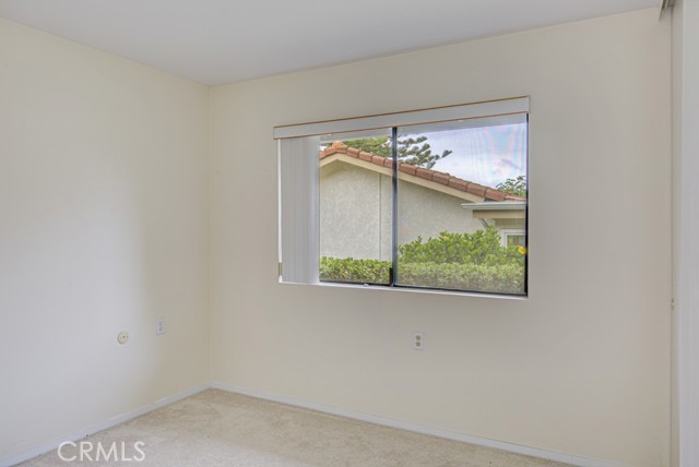 5006 Duverney, Laguna Woods CA: https://media.crmls.org/medias/586d4684-7007-4b8b-bfc4-24703a1b33c0.jpg