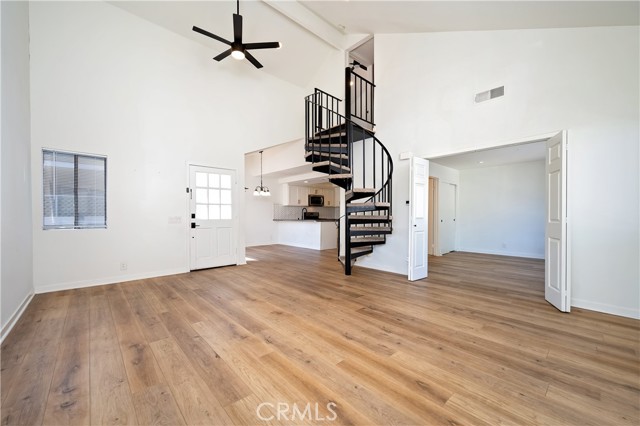 Detail Gallery Image 3 of 37 For 25 Clover Ln #359,  Aliso Viejo,  CA 92656 - 2 Beds | 2 Baths