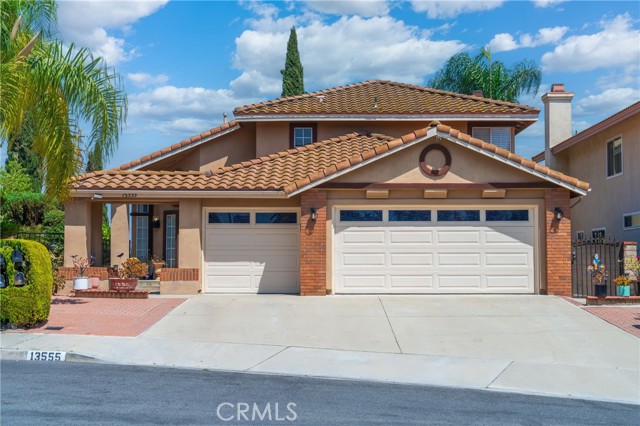 13555 Via San Remo, Chino Hills CA: https://media.crmls.org/medias/586d89e2-b842-4a95-91ab-79d1908590c6.jpg