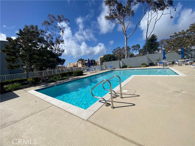 250 The Village, Redondo Beach, California 90277, ,1 BathroomBathrooms,Residential,Sold,The Village,PV23055126