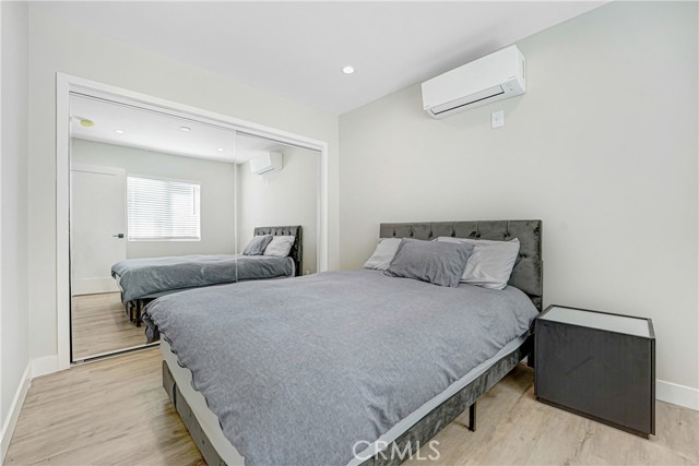 Detail Gallery Image 18 of 29 For 18216 Hartland St, Reseda,  CA 91335 - – Beds | – Baths