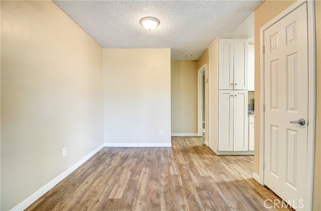 Detail Gallery Image 12 of 36 For 3570 Raven, Lake Elsinore,  CA 92530 - 3 Beds | 2 Baths