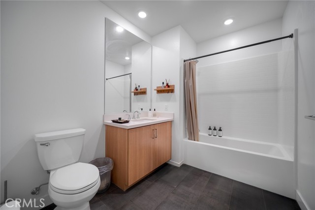 Detail Gallery Image 4 of 20 For 1310 Rivington, Irvine,  CA 92612 - 2 Beds | 2/1 Baths