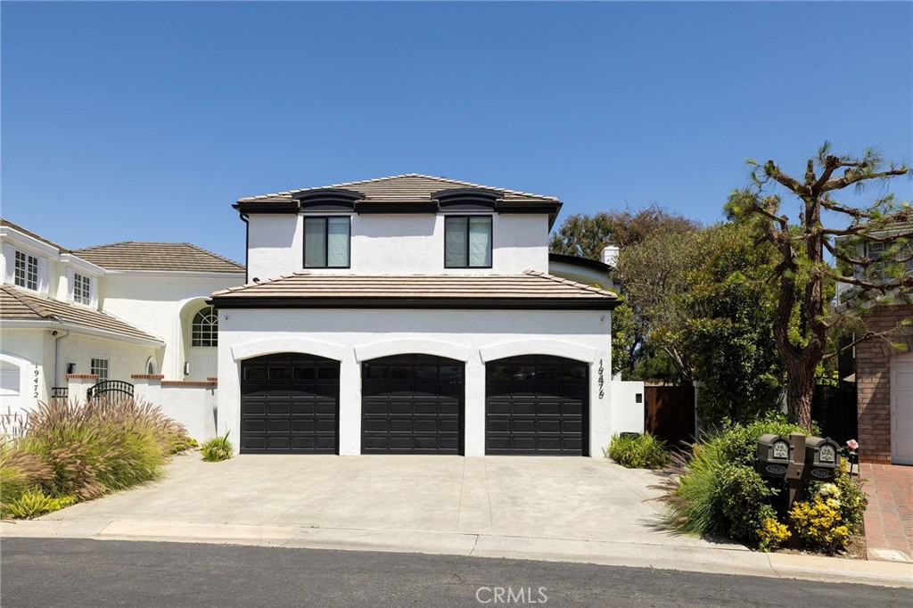 MLS #OC25140282 img 1