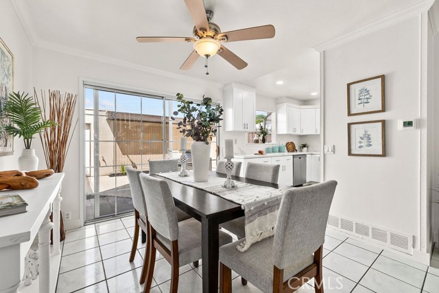 Detail Gallery Image 9 of 42 For 9736 Monte Carlo Cir, Huntington Beach,  CA 92646 - 4 Beds | 2/1 Baths
