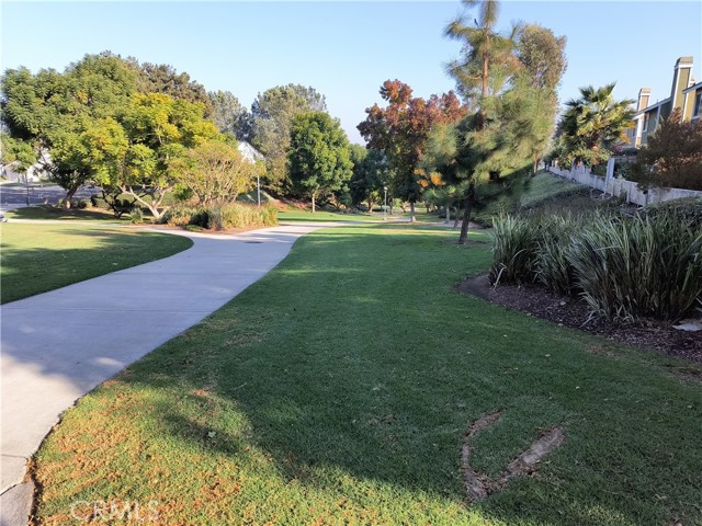 Detail Gallery Image 26 of 32 For 15 Marigold #18,  Aliso Viejo,  CA 92656 - 2 Beds | 2/1 Baths