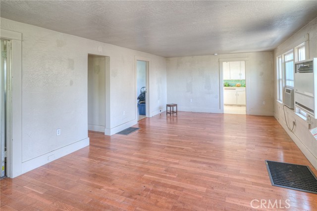 Detail Gallery Image 5 of 30 For 3121 Isabelle, Oroville,  CA 95966 - 2 Beds | 1 Baths