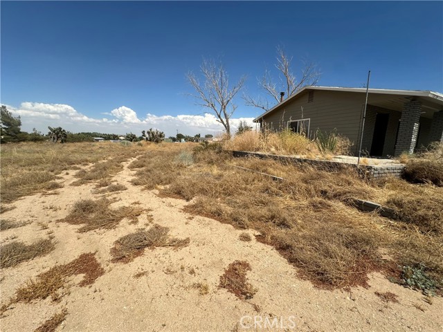 Detail Gallery Image 15 of 16 For 10175 Wilson Ranch Rd, Phelan,  CA 92371 - 3 Beds | 2 Baths