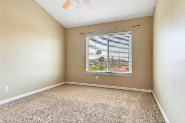 Detail Gallery Image 20 of 29 For 6193 Promontory Ln, Riverside,  CA 92506 - 4 Beds | 2/1 Baths