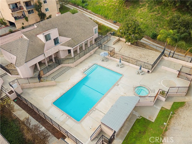 Detail Gallery Image 30 of 33 For 1791 Neil Armstrong St #103,  Montebello,  CA 90640 - 2 Beds | 1/1 Baths