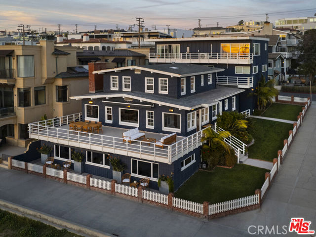 Quadruplex at 1000 The Strand