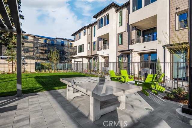 Detail Gallery Image 45 of 62 For 109 S Laxore St #306,  Anaheim,  CA 92804 - 2 Beds | 2/1 Baths