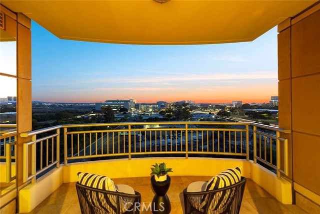 8081 Scholarship, Irvine CA: https://media.crmls.org/medias/5874652c-8b99-43e7-ad2f-8e1d3a6c00d2.jpg