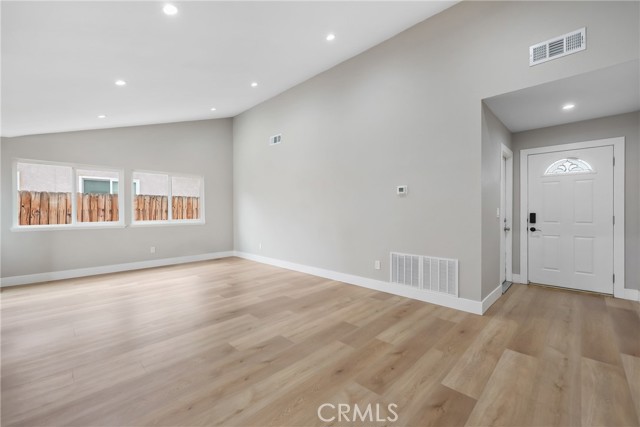 Detail Gallery Image 9 of 30 For 44014 Raysack Ave, Lancaster,  CA 93535 - 4 Beds | 2 Baths