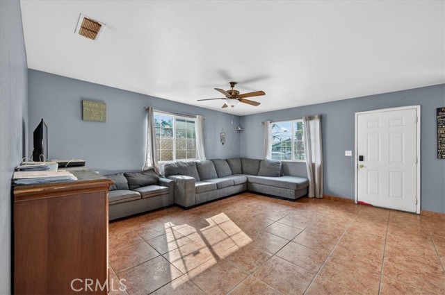 Detail Gallery Image 19 of 50 For 705 S C, Madera,  CA 93638 - 4 Beds | 2 Baths